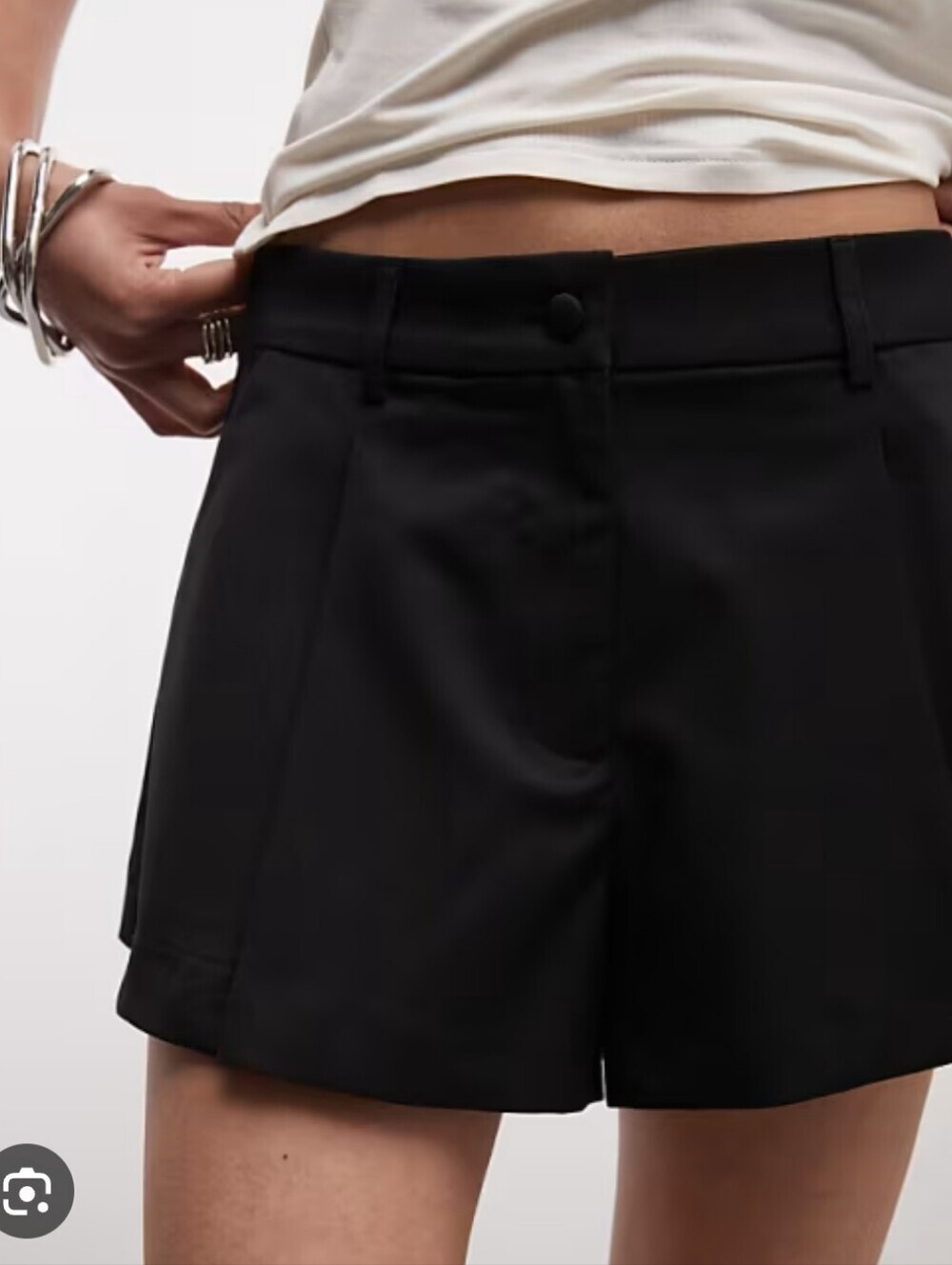 Tailored Black Bermuda Shorts with High Waist